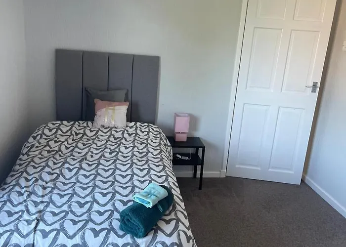 Blackpool Holiday Home - Forshaw House